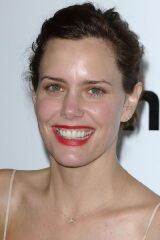 Ione Skye