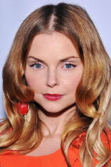 Izabella Miko