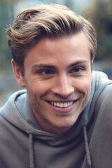 Jannik Schümann