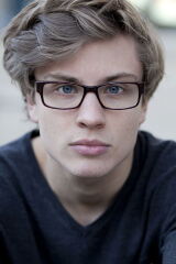 Jannik Schümann
