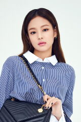 JENNIE