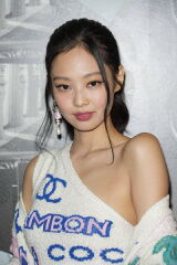 JENNIE