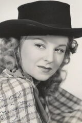 Jennifer Holt