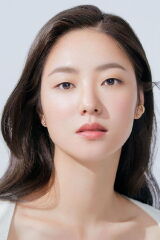 Jeon Yeo-bin