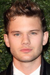 Jeremy Irvine