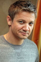 Jeremy Renner