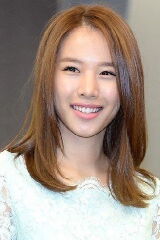 Jo Yoon-hee
