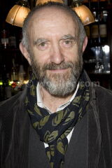 Jonathan Pryce