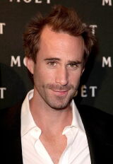 Joseph Fiennes