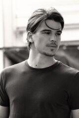 Josh Hartnett