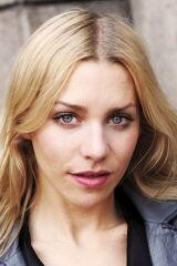 Julia Dietze