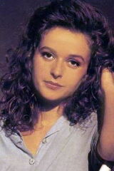 Julia Sawalha
