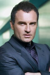 Julian McMahon