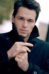 Julian Ovenden