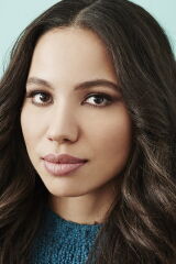 Jurnee Smollett-Bell