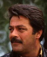 Kadir İnanır