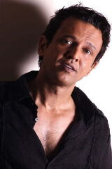 Kay Kay Menon