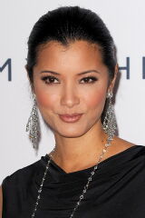 Kelly Hu