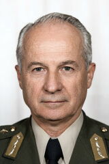 Kenan Evren
