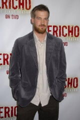 Kenneth Mitchell