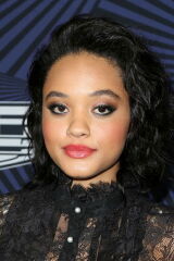 Kiersey Clemons