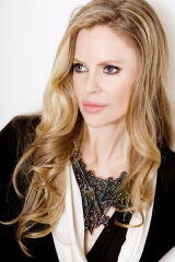 Kristin Bauer