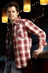 Kristoffer Polaha