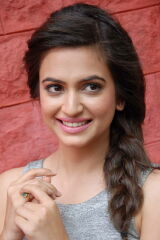 Kriti Kharbanda