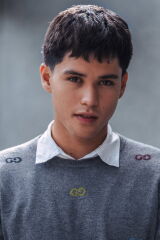 Kyle Echarri