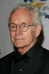 Lance Henriksen