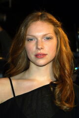 Laura Prepon