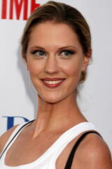 Lauren Lee Smith