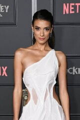 Laysla De Oliveira
