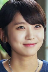 Lee Hwa-Kyum