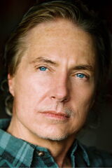 Lee Perkins