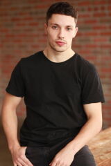 Léo Caron