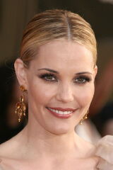 Leslie Bibb