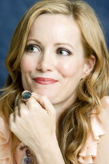Leslie Mann