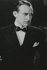 Lester Matthews
