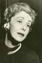 Lili Darvas