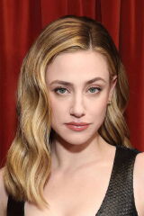 Lili Reinhart