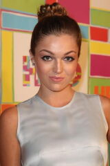 Lili Simmons