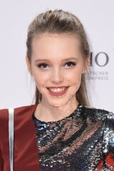 Lina Larissa Strahl