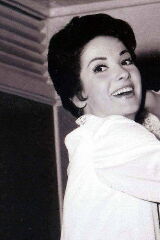 Linda Cristal
