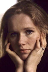 Liv Ullmann