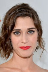 Lizzy Caplan