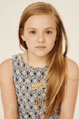Maisy Stella