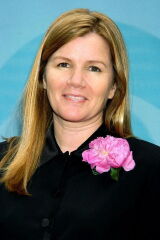 Mare Winningham