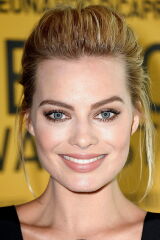 Margot Robbie