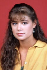 Maura Tierney
